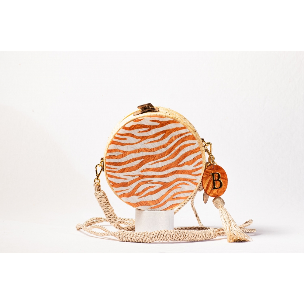 Bolsa de Palha Tigresa - Redonda P - Madrepérola Marrom com Madrepérola Claro