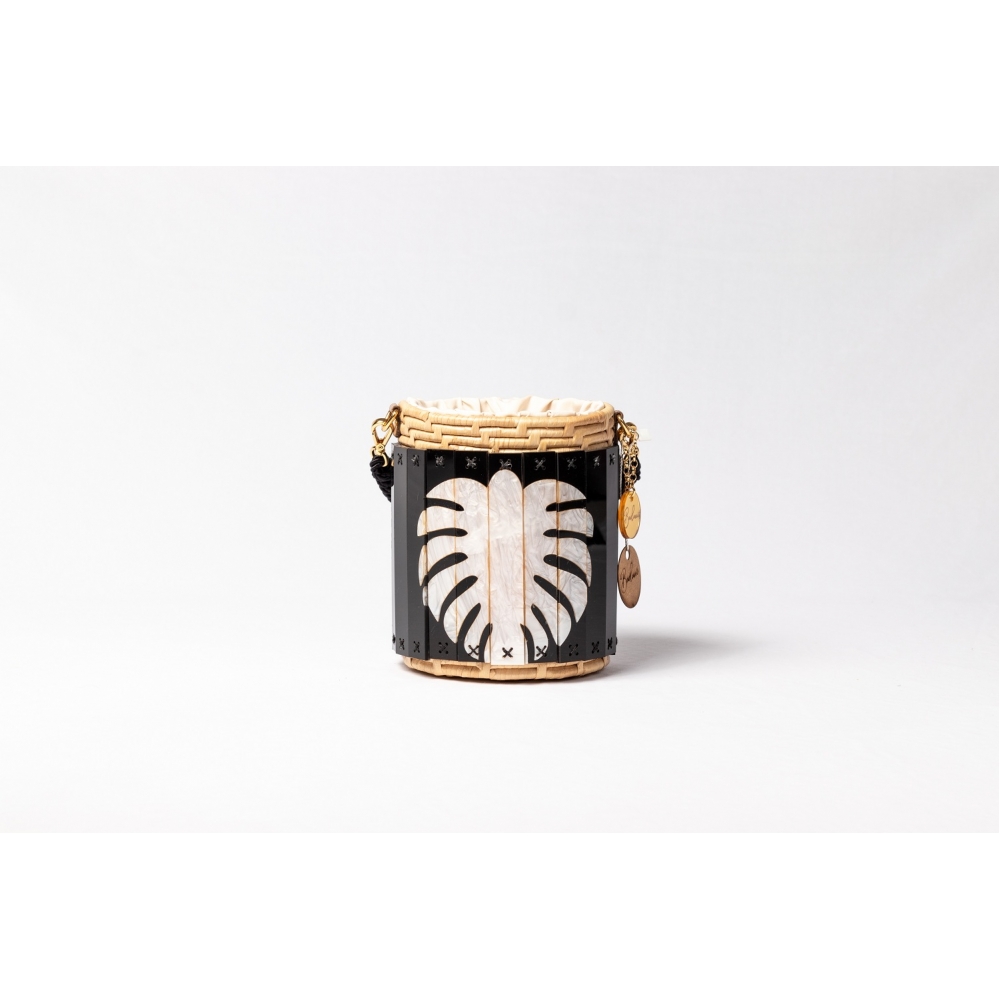 Bolsa de Palha Folha - Luna - Preto com madrepérola  claro