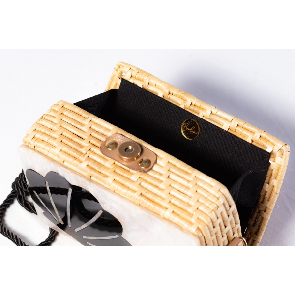 Bolsa Clutch Concha - Madrepérola Claro com Preto